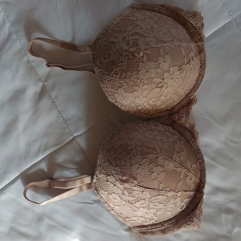 Victoria's Secret Dream Angels Lace Push Up Bra 34DD Tan Beige Nude
